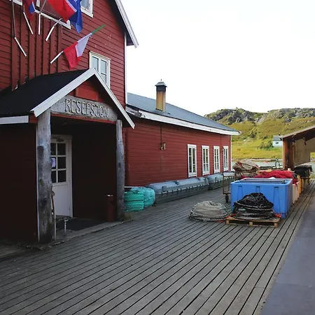 Fishing Camp アパート Repvåg